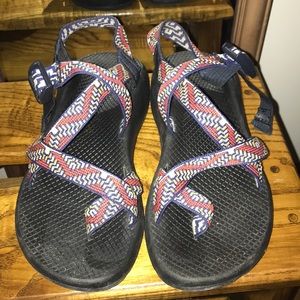 Chaco’s size 8